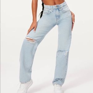 Brand new Good American 90’s jeans, new with tags